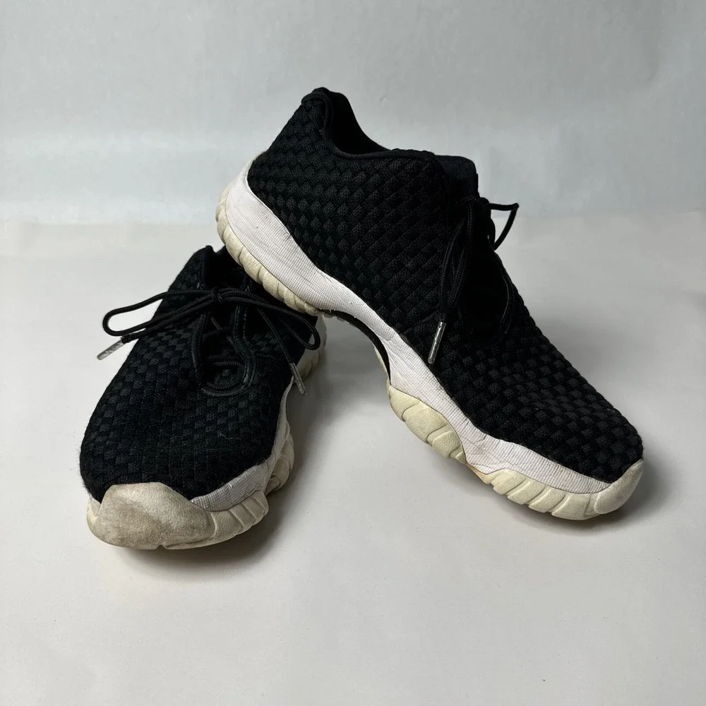 Nike Air Jordan Future Low Black White Size 10.5 Sneakers 718948-002
